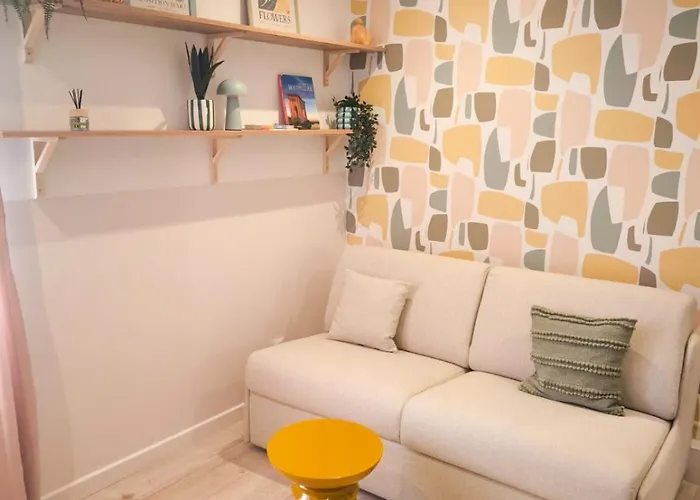 Centre 10 Min Gare Comedie *